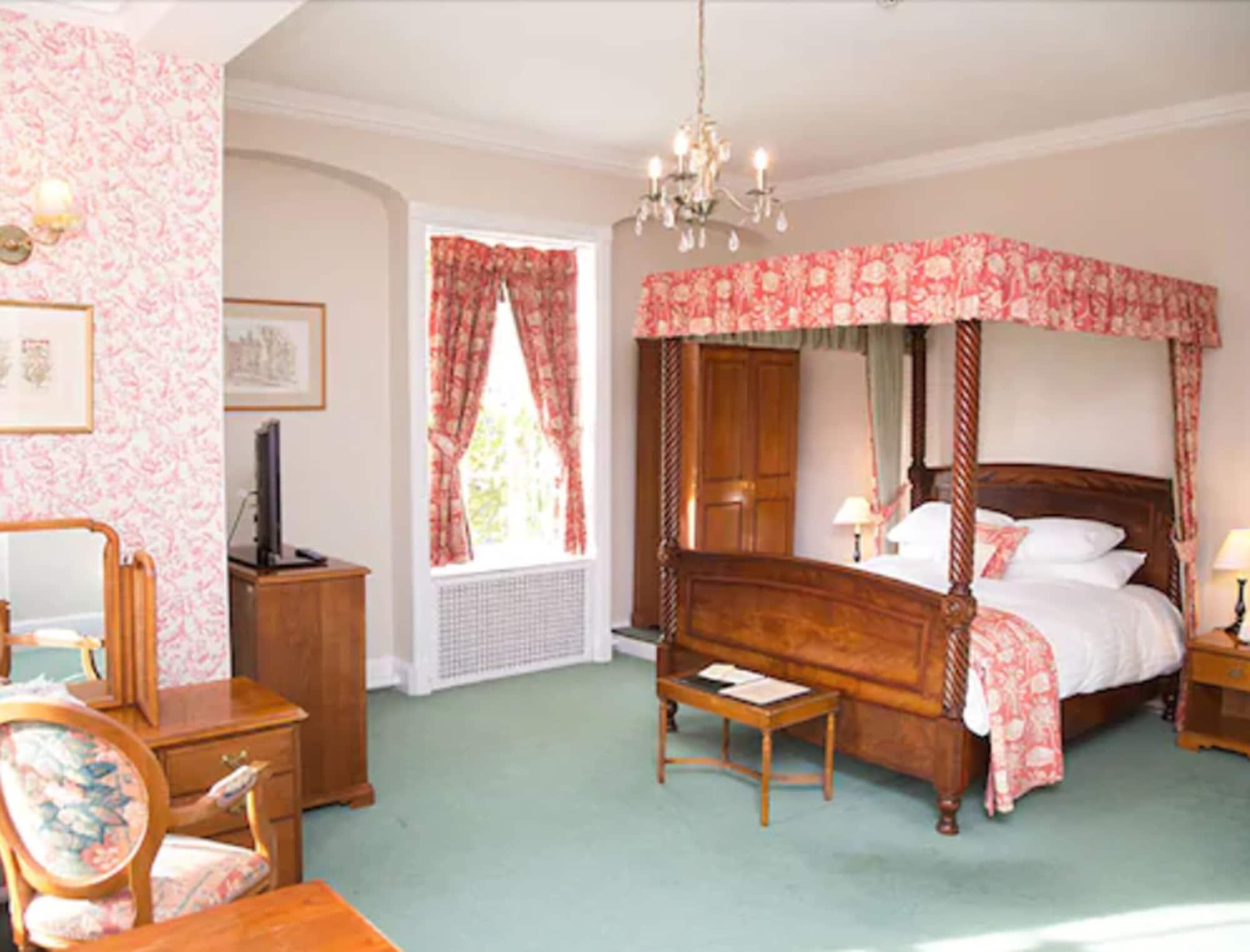 Woodland Manor Hotel Бедфорд Екстериор снимка
